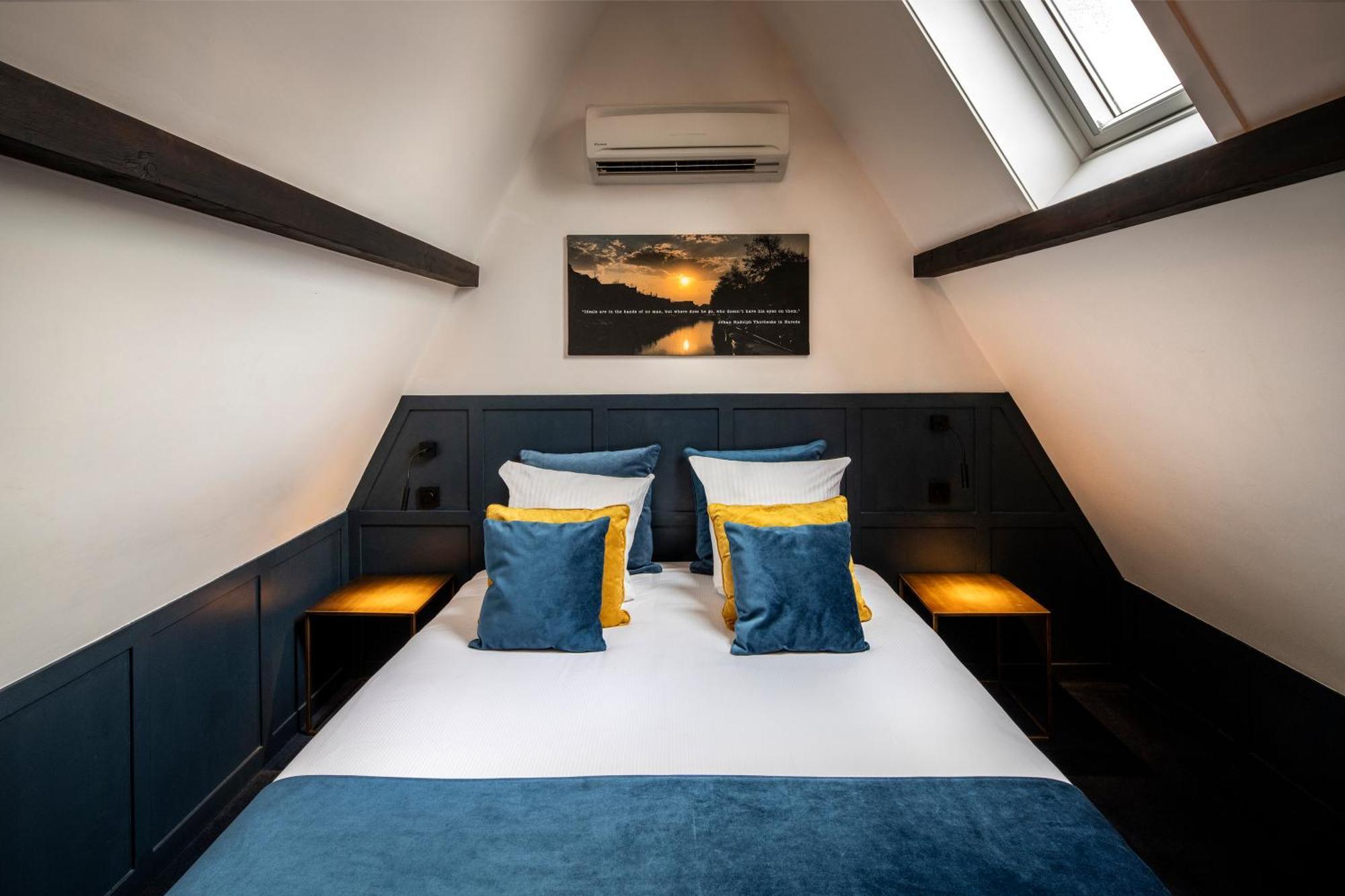 Cty Books Hotel Лейден Стая снимка